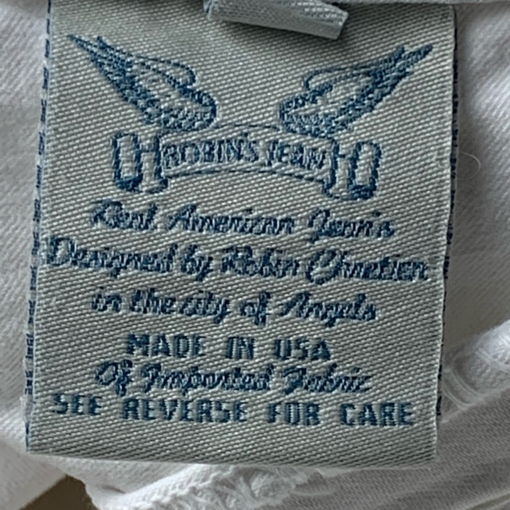 Robins Jeans - Picture 7 of 10